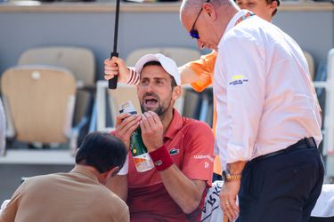 'Ik ben het nog steeds aan het verwerken': Novak Djokovic komt met update over geblesseerde knie