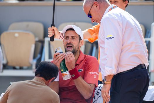 'Ik ben het nog steeds aan het verwerken': Novak Djokovic komt met update over geblesseerde knie