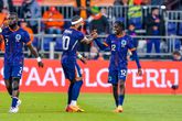 Oranje wervelt dankzij uitblinkers Memphis Depay en Jeremie Frimpong voorbij Canada