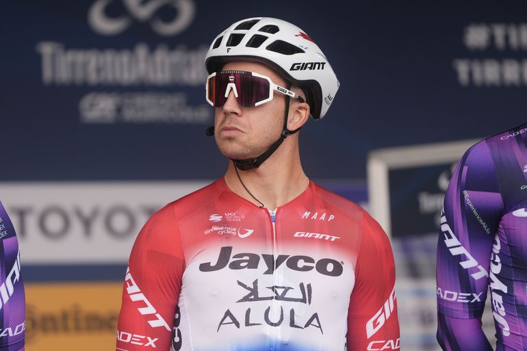 Topsprinter Dylan Groenewegen boos op zichzelf ondanks tweede dagzege in Slovenië: 'Dat moet ik finetunen'