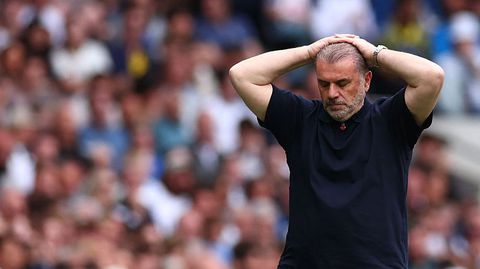 Opmerkelijk ontslag in Premier League: club die grote prijs won zet trainer op straat