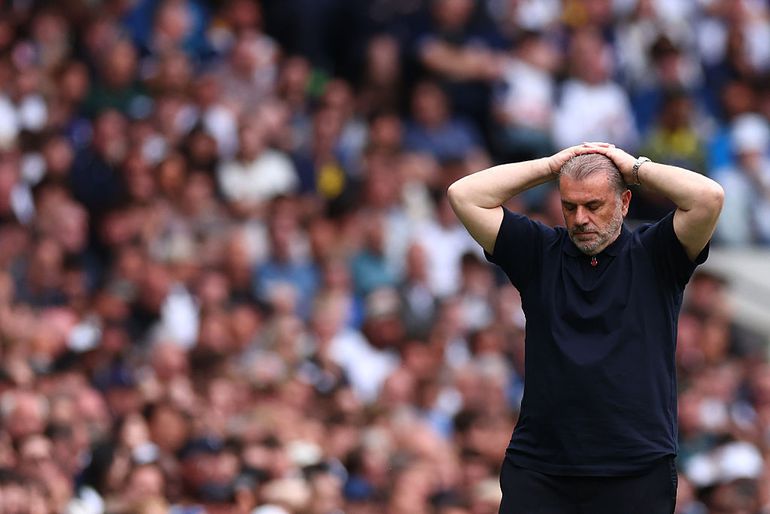 Opmerkelijk ontslag in Premier League: club die grote prijs won zet trainer op straat
