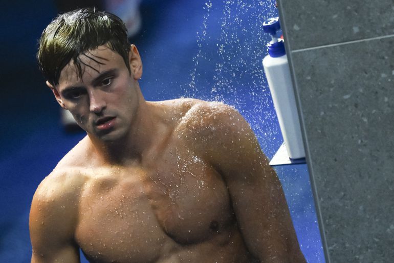 Populaire oud-olympiër deelt emotioneel verhaal over pestverleden: 'Ik schaamde me daarvoor'