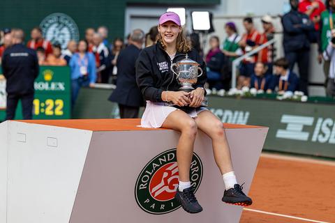 Roland Garros-winnares Mirra Andreeva spreekt openhartig over 'innerlijke strijd': 'Alleen ik weet hoe zwaar het was'