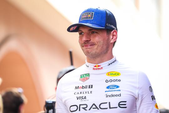 Max Verstappen geeft tip aan Kimi Antonelli voor start in GP van Monaco: 'Eén seconde wachten'
