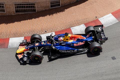 Max Verstappen mist op haar na pole in Monaco na zinderend gevecht met Kimi Antonelli