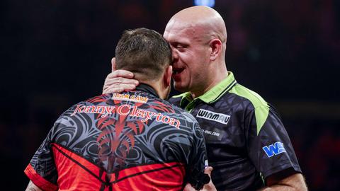 Gretige topdarter Michael van Gerwen naar finale Nordic Darts Masters