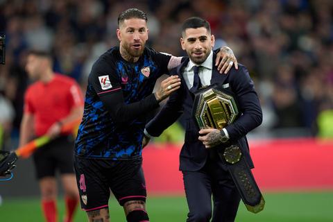 UFC-kampioen (29) openhartig over opvallende vriendschap met Sergio Ramos (40): 'Hij is niet gek'