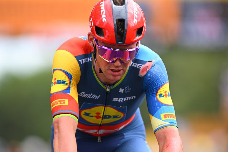 Bittere pil voor Mads Pedersen: topsprinter stapt toch uit Tour de France na val in eerdere etappe