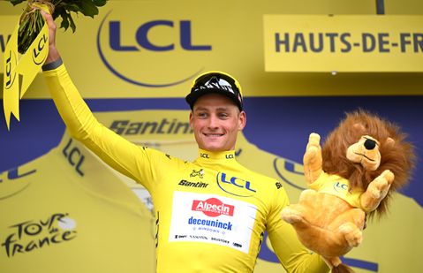 Dit is waarom bijzondere trui van Mathieu van der Poel in Tour de France geel van kleur is