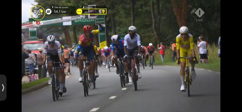 Woede in Tour de France: toprenner scheldt concurrent de huid vol