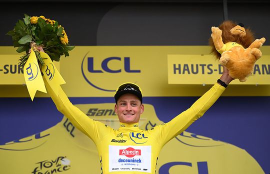 Sublieme Mathieu van der Poel verslaat Tadej Pogacar en boekt sensationele dubbelslag in Tour de France