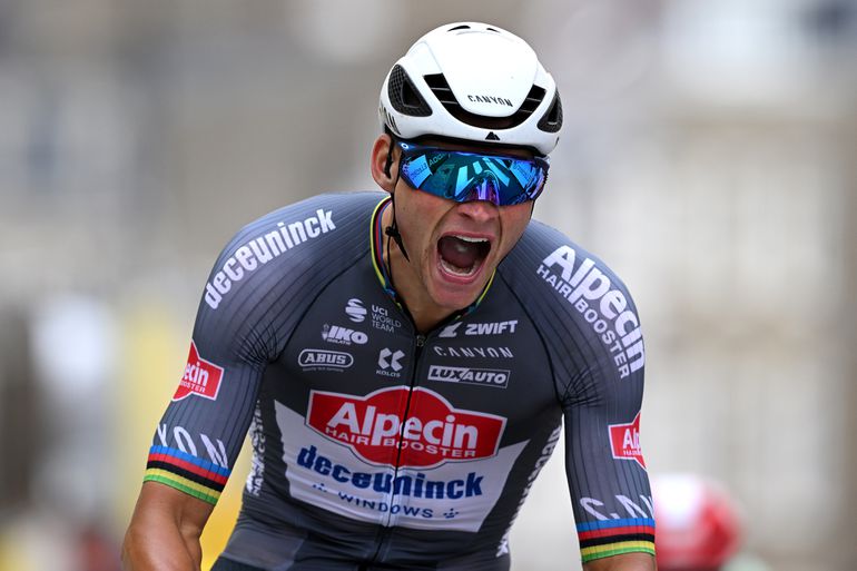 Mathieu van der Poel blij verrast met fenomenale dubbelslag in Tour de France: 'Ik had niet een superdag'