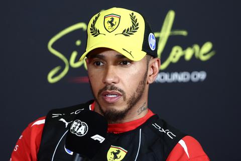 F1-icoon Lewis Hamilton geweigerd op Wimbledon door strenge regel: 'Dat hebben we hem duidelijk gemaakt'