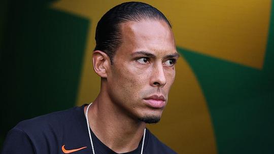 Oranje-captain Virgil van Dijk laat met emotioneel bericht van zich horen na teleurstellend WK voetbal