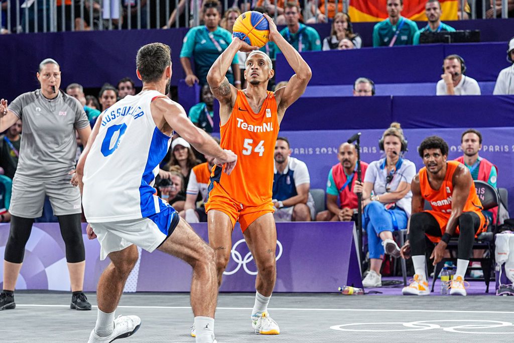 'Het is niet mogelijk!', beluister het heerlijke, Franse commentaar als Nederland basketbal goud pakt (en Frankrijk dus zilver)