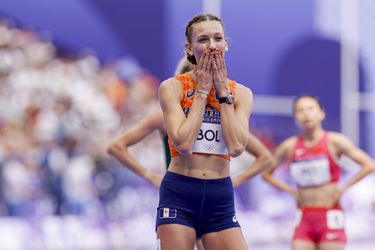 IJzersterke Femke Bol is na gekke start oppermachtig en gaat vol vertrouwen naar olympische finale 400 meter horden