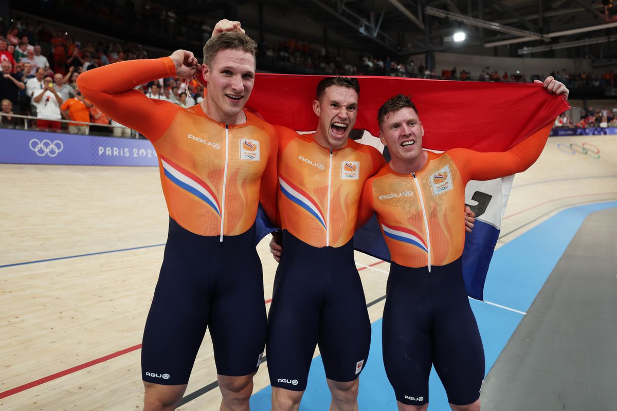 Nagenieten! Zo verpulveren Harrie Lavreysen & co hun eigen wereldrecord, bekijk hier de gouden race