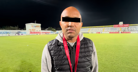 'Machtige' ex-assistent trainer FC Twente opgepakt om seksueel misbruik: 'Iedereen weet ervan'