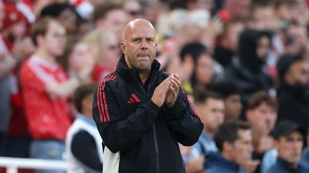 'Arne Slot heeft twee wereldtoppers op het oog voor als Alexander Isak niet haalbaar blijkt voor Liverpool'