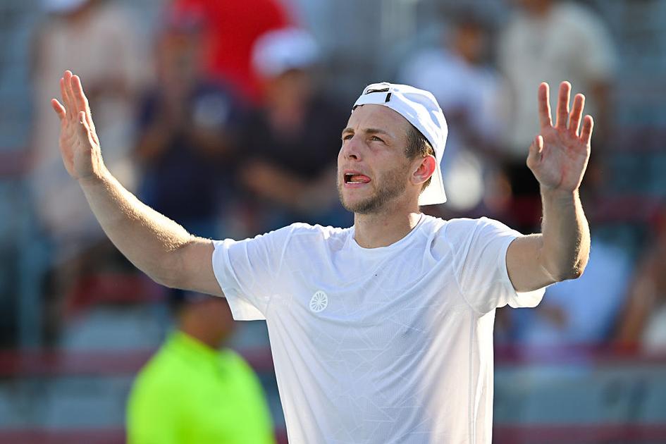 Toptennisser Tallon Griekspoor kent droomrentree en bezorgt Nederland tweede Davis Cup-punt