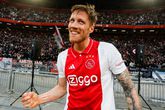 Een blije Wout Weghorst na zijn eerste goal voor Ajax © Pro Shots