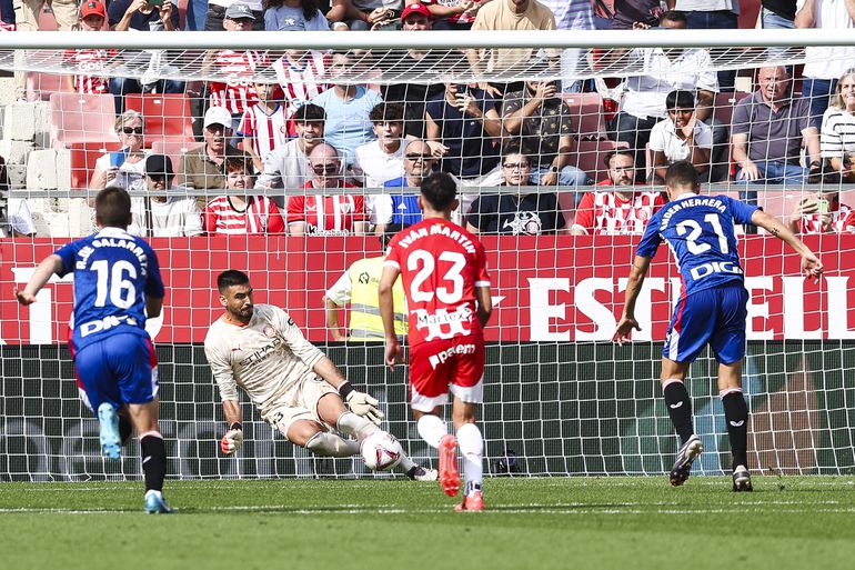 Penalty-drama's: Girona-keeper stopt er drie, Fiorentina en AC Milan kunnen het beide niet vanaf de stip