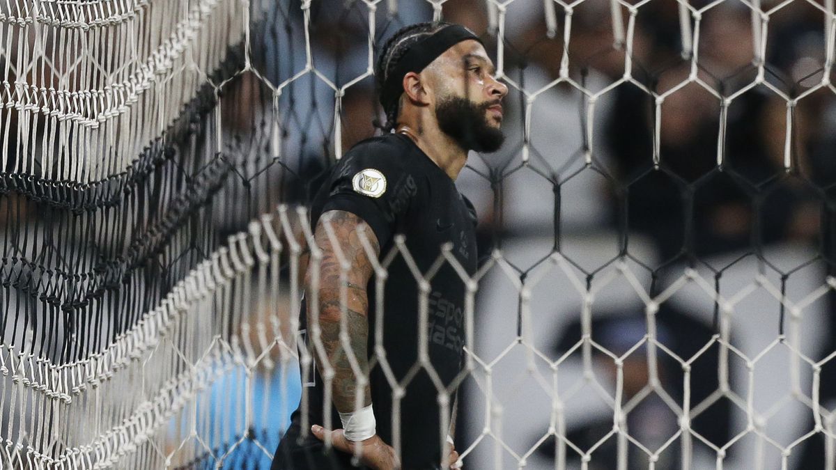 Knotsgekke avond getransformeerde Memphis Depay bij Corinthians: enorme deceptie op het eind verpest feestje