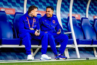 Justin Kluivert steunt boezemvriend Noa Lang in moeilijke periode: 'Hij maakt daar stappen in'