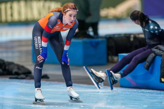 'Het moet groeien': schaatstopper Michelle de Jong kampte met 'lichamelijke onzekerheid'