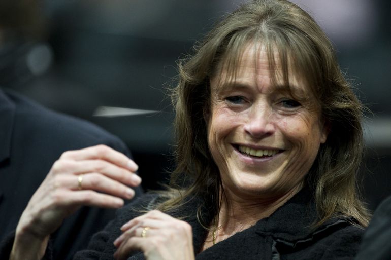 Schaatsicoon openhartig over onzekerheid in puberteit: 'Ik deed pas op het laatste moment mijn pak uit'