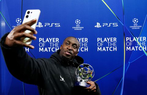 Verguisde Ajacied 'schrik van Barcelona' genoemd in Champions League: 'Nou Ajax, hier werkt het beter'