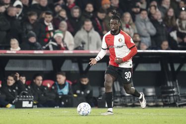 Brian Priske deelt reactie van Feyenoord-selectie op uitvallen Jordan Lotomba: 'Iedereen is enorm geraakt'