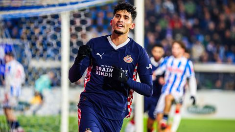 Live Eredivisie | Ongenaakbaar PSV heeft geen enkel probleem met angstgegner sc Heerenveen: Pepi verdubbelt voorsprong
