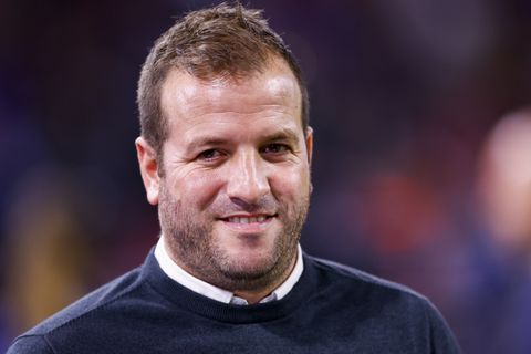 Rafael van der Vaart geraakt bij terugkeer in Johan Cruijff Arena: 'Ik ben echt een huilebalk'