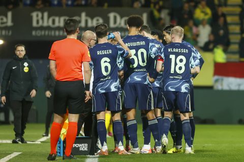 Live Eredivisie | Ajax komt met een gelukje vlak voor rust op gelijke hoogte tegen Fortuna