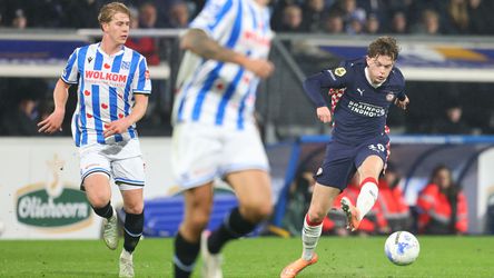 PSV-trainer Peter Bosz steekt hand in eigen boezem over miljoenenaankoop: 'Veel te weinig minuten'