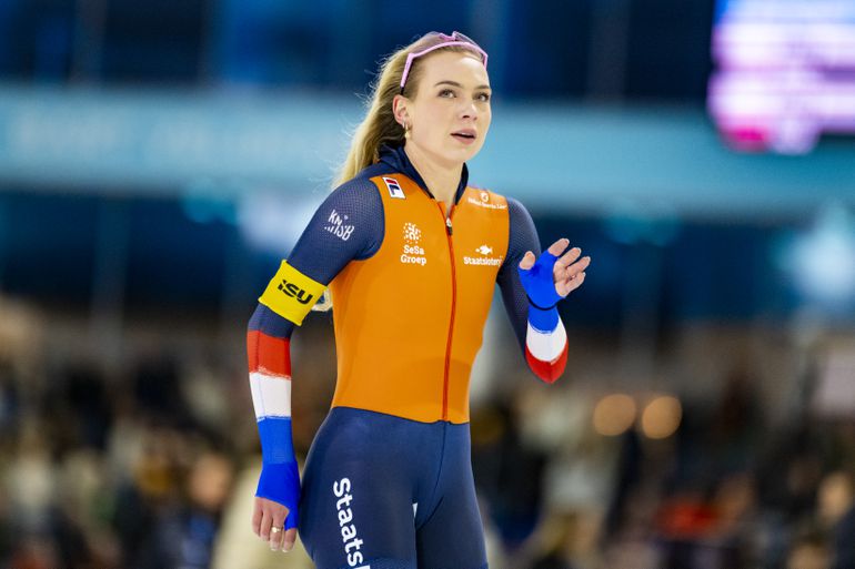 Topschaatsster Joy Beune spreekt na fraaie zege in Thialf twijfels uit: 'Dat vind ik lastig'