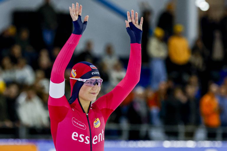 Schaatssensatie Angel Daleman past opvallende wissel toe: 'Het was wel spannend'