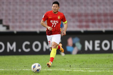 Chinese voetbalclub ten onder door zware schulden: 'Onze oprechte excuses aan de fans'