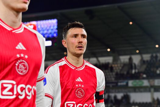 Ajax-voetballer Steven Berghuis biedt megaduur appartement in Rotterdam te huur aan