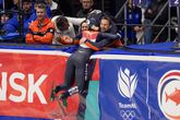 Nederlandse shorttrackers staan opgefokt aan de start in Tilburg: 'Extra naaien, extra agressief'