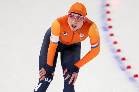Verdrietige Joy Beune krijgt advies van schaatsicoon na domper op Winterspelen: 'Zonde als je het weggeeft'