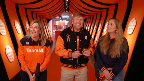 Koning Willem-Alexander verbaast Máxima met sportief feitje op Winterspelen: 'Ongelooflijk'