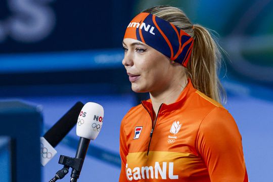 'Diva' Jutta Leerdam heeft Nederlandse pers niet meer nodig: 'Het mysterie maakt haar interessanter'