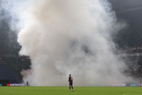 Opvallende taferelen bij Marseille-Villarreal: trainer huurt privé-security in en maar zestien uitfans aanwezig