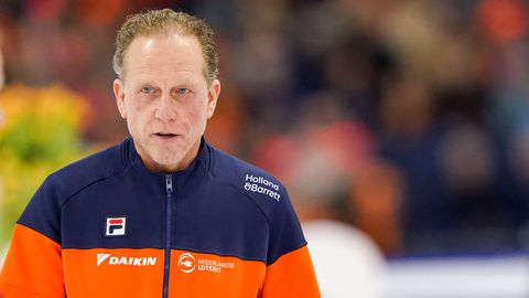 Bondscoach hakt knoop door: deze schaatser moet Nederland aan goud helpen bij ploegenachtervolging