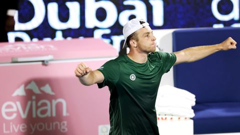 Heerlijke sensatie: Tallon Griekspoor boekt tegen wereldtopper grootste zege ooit na rollercoaster