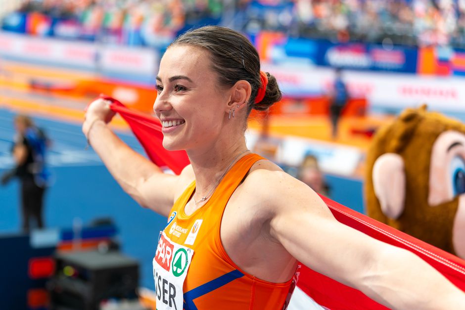 Trotse Nadine Visser verpulvert nationaal record op weg naar fraai eremetaal bij EK indoor: 'Supervet!'