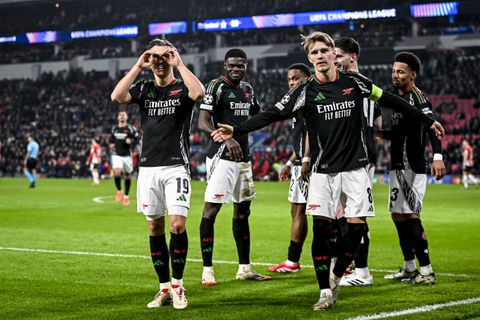 Legende uit opvallende kritiek op Arsenal na monsterzege op PSV: 'Dat geloof ik echt'